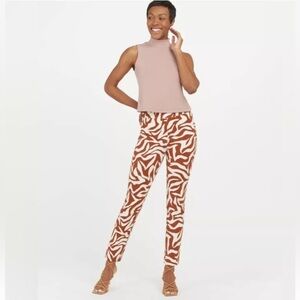 Spanx On-the-Go Printed Ankle Slim Straight Pant Clay Zebra Stripe Size Medium